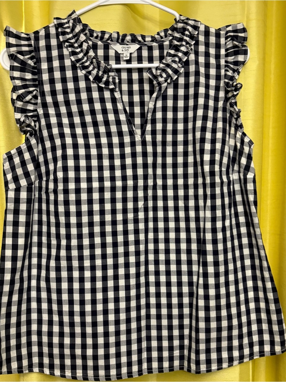 crown & ivy Black and White Gingham Ruffle Sleeveless Top